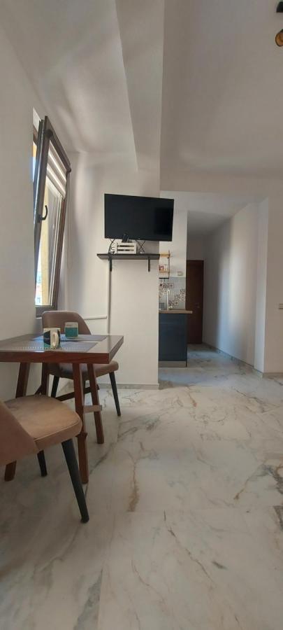 Atonika Apartments Битола Экстерьер фото